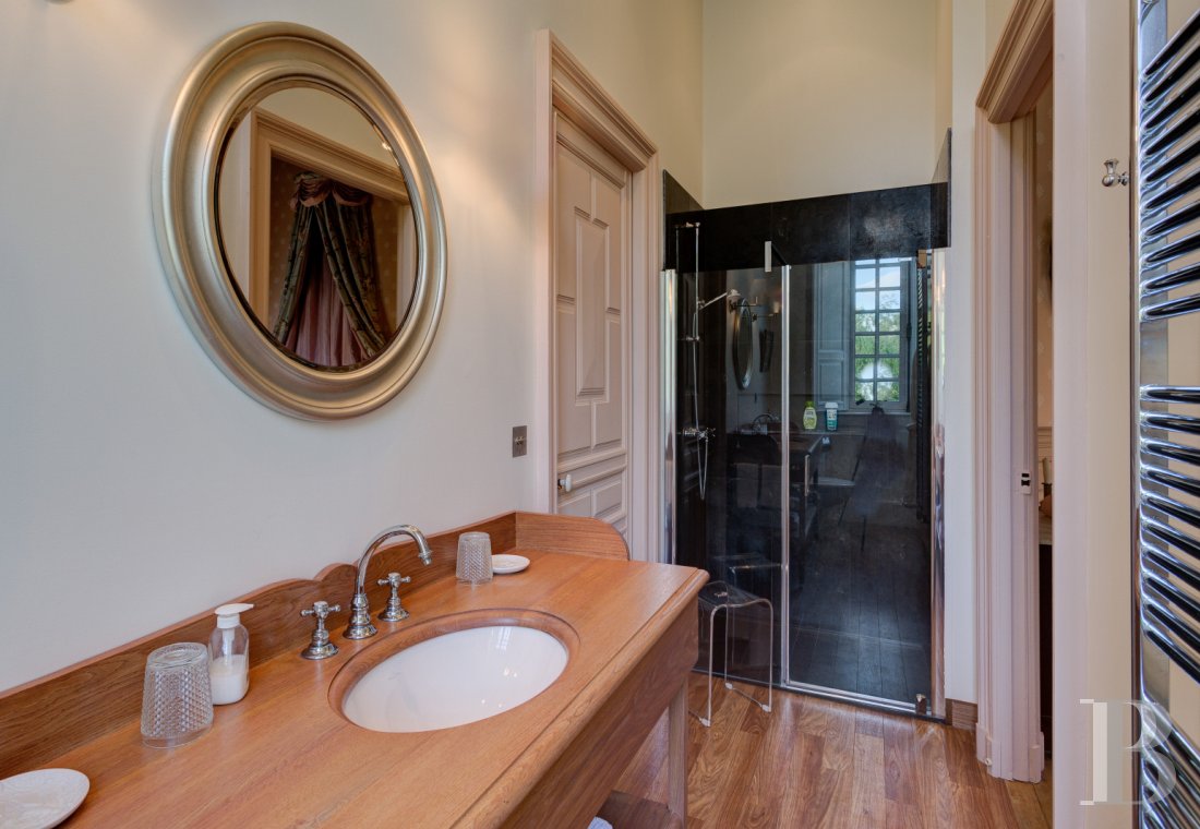 Dans le Cotentin, entre Saint-Pierre-Église et Barfleur, le château du célèbre penseur Alexis de Tocqueville - photo  n°8